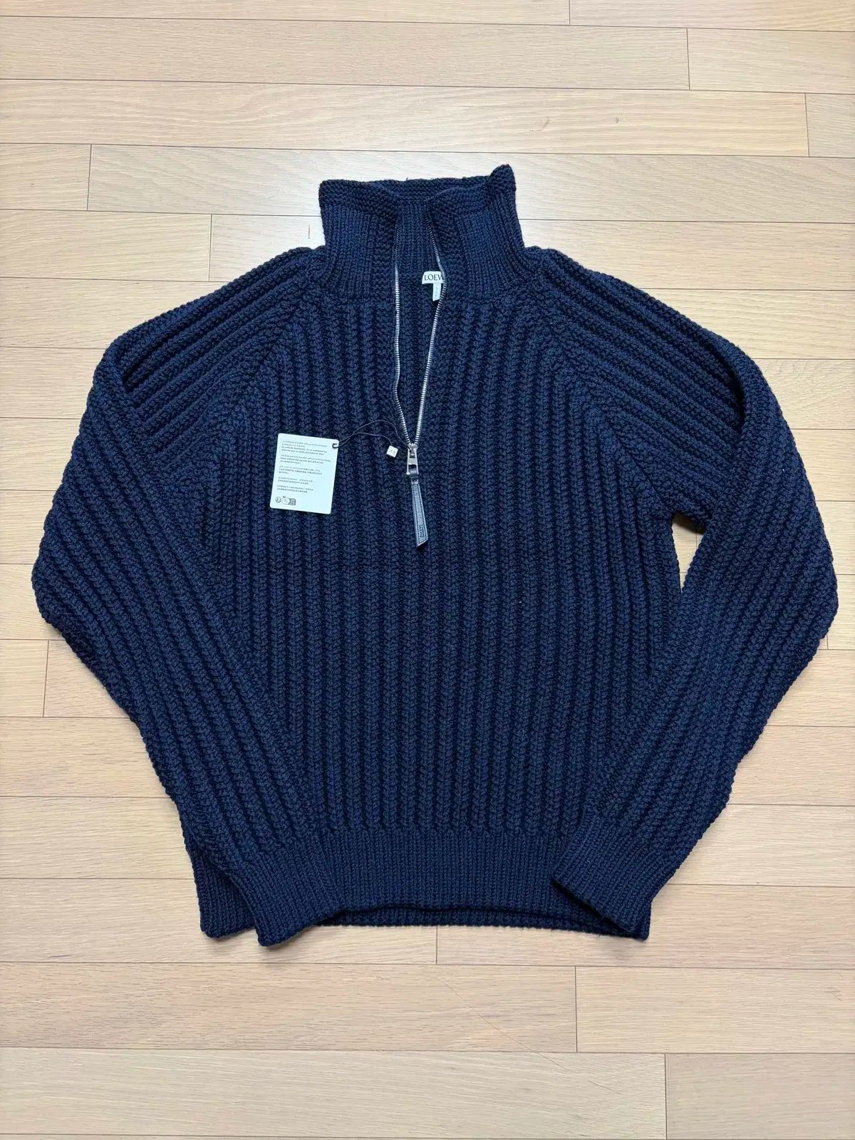 LOEWE ハーフジップ ニット (XL サイズ) 新品 - メルカリ