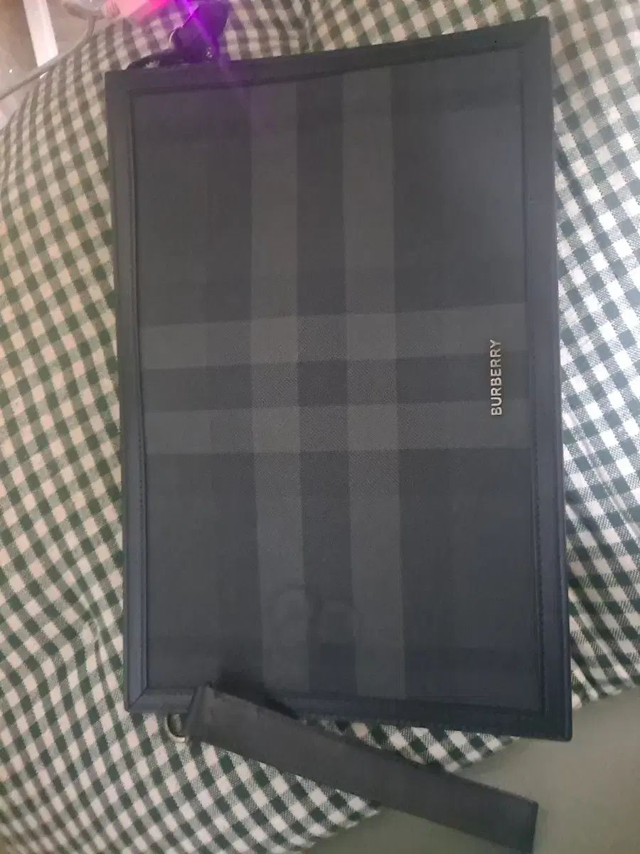 Burberry バーバリー チェック ファスナー ポーチ チャコール