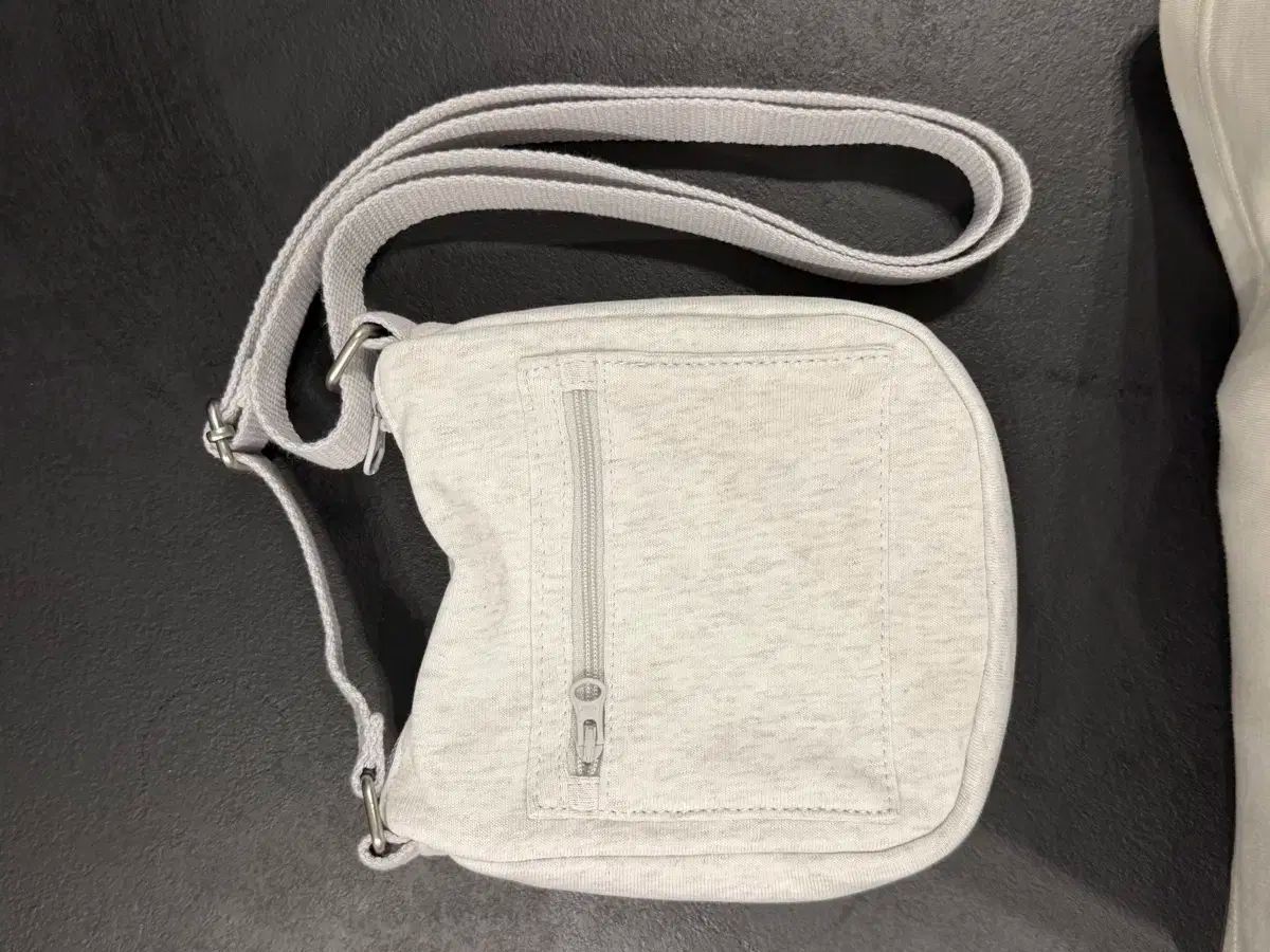  THECOLDESTMOMENT TCM スターフィッシュ ミニクロスバッグ グレー メッセンジャーバッグ ショルダーバッグ