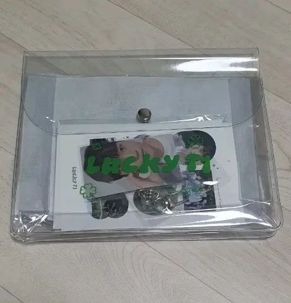 ラッキーTシャツT1 パッケージ Keria T1