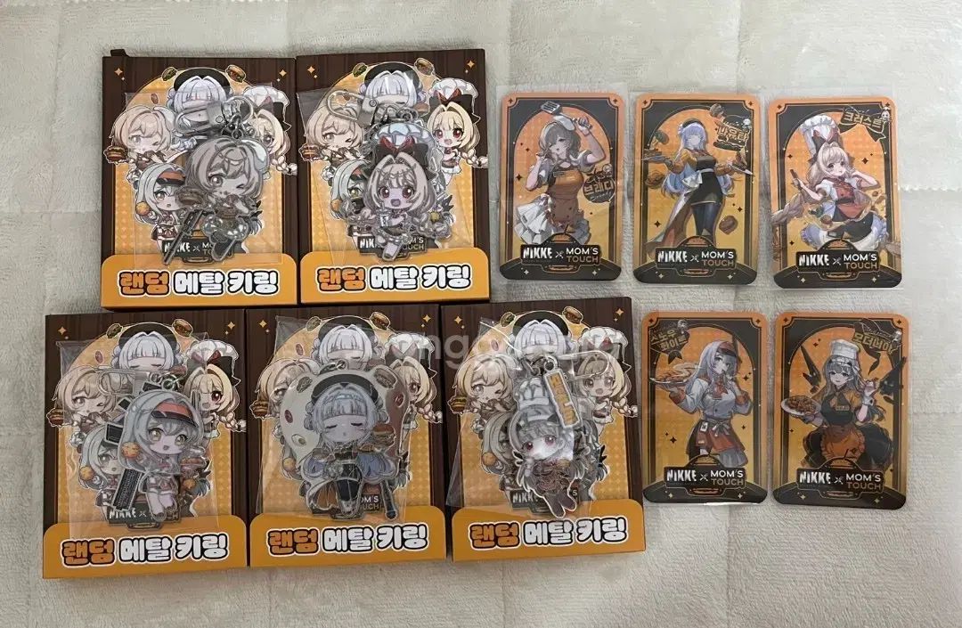 勝利の女神 NIKKE ニケ マムズタッチ コラボ キーホルダー セット