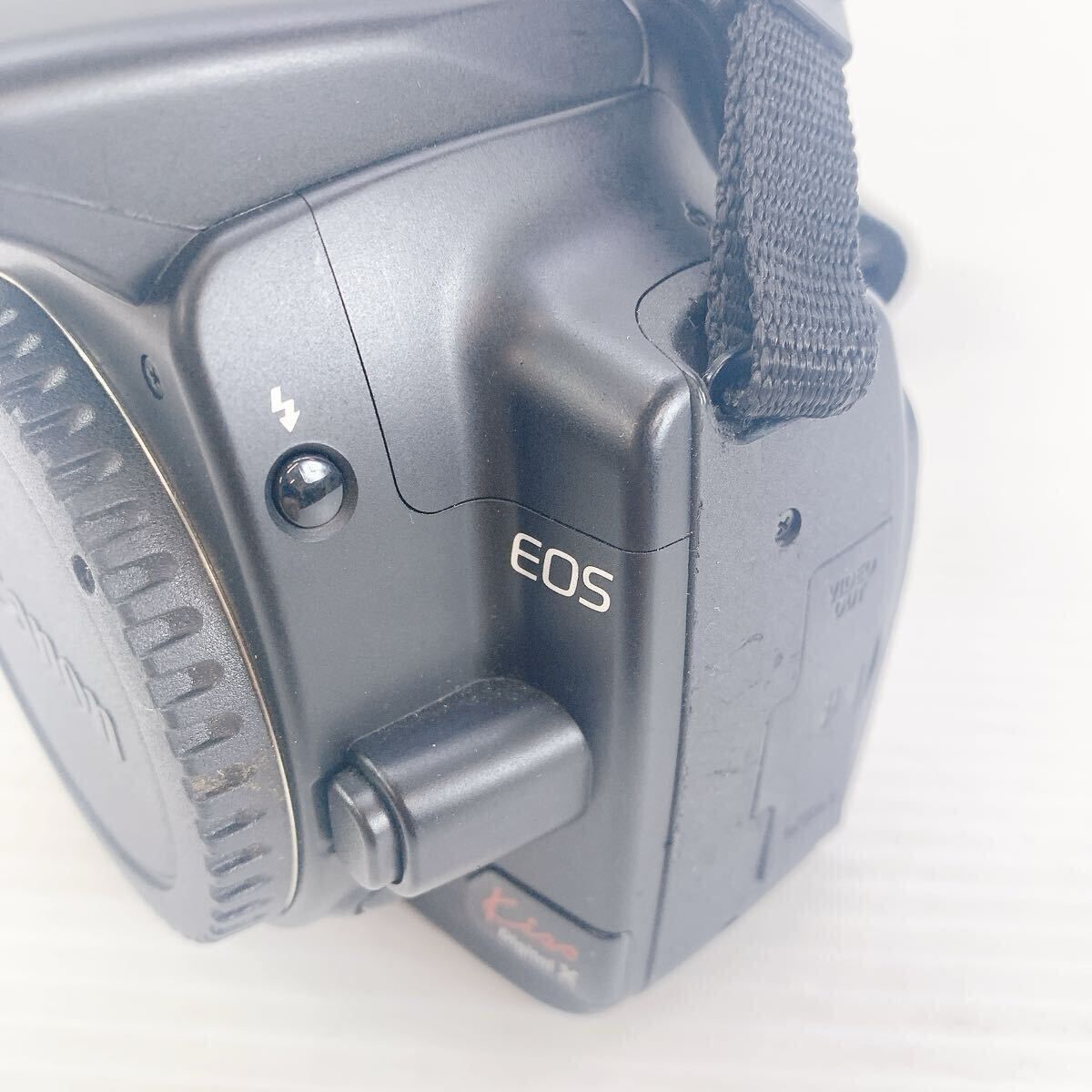 Y-539 Canon キャノン EOS Kiss Digital X DS126151 デジタル一眼レフ