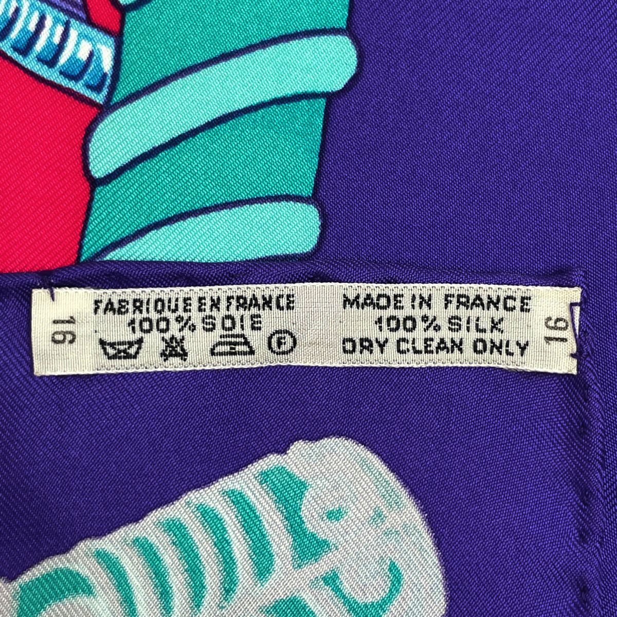 エルメス HERMES カレ 90 Etendards et Bonnieres 旗 スカーフ シルク パープル マルチ レディース