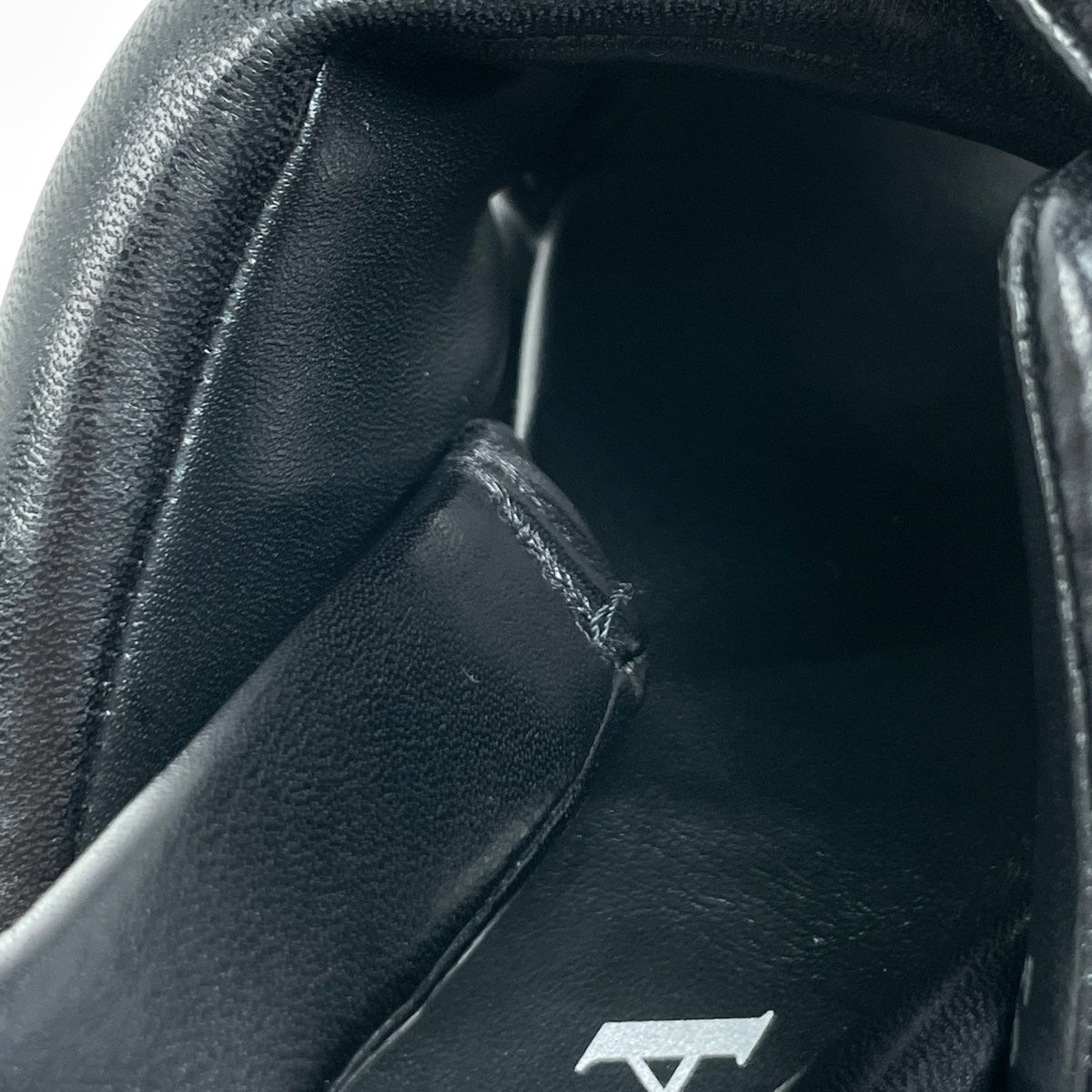  プラダ PRADA トライアングルロゴ サンダル ロゴプレート 厚底 靴 レザー ブラック レディース その他 靴