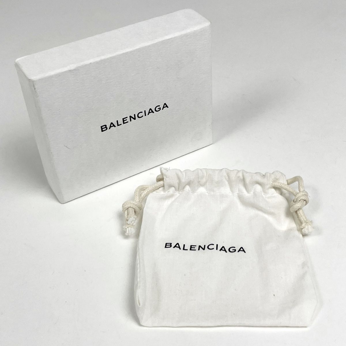  バレンシアガ BALENCIAGA ロゴ カードケース カード入れ 名刺入れ レザー グレー レディース カードケース 小物