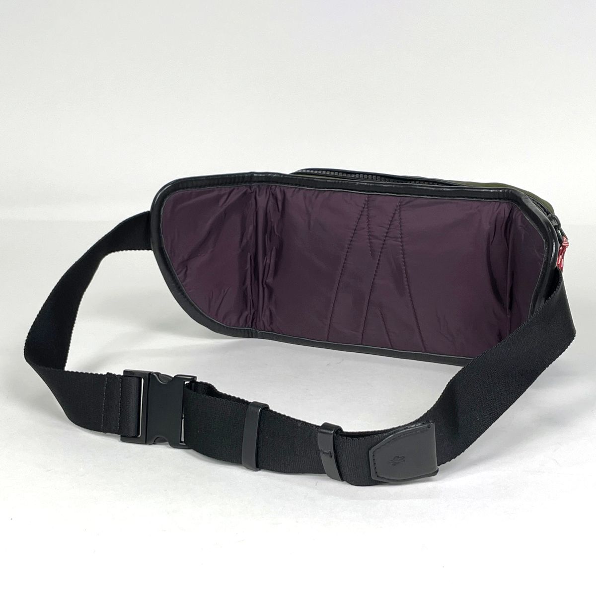 モンクレール MONCLER ブロック ボディバッグ ショルダーバッグ ボディバッグ ナイロン マルチ ブラック レディース