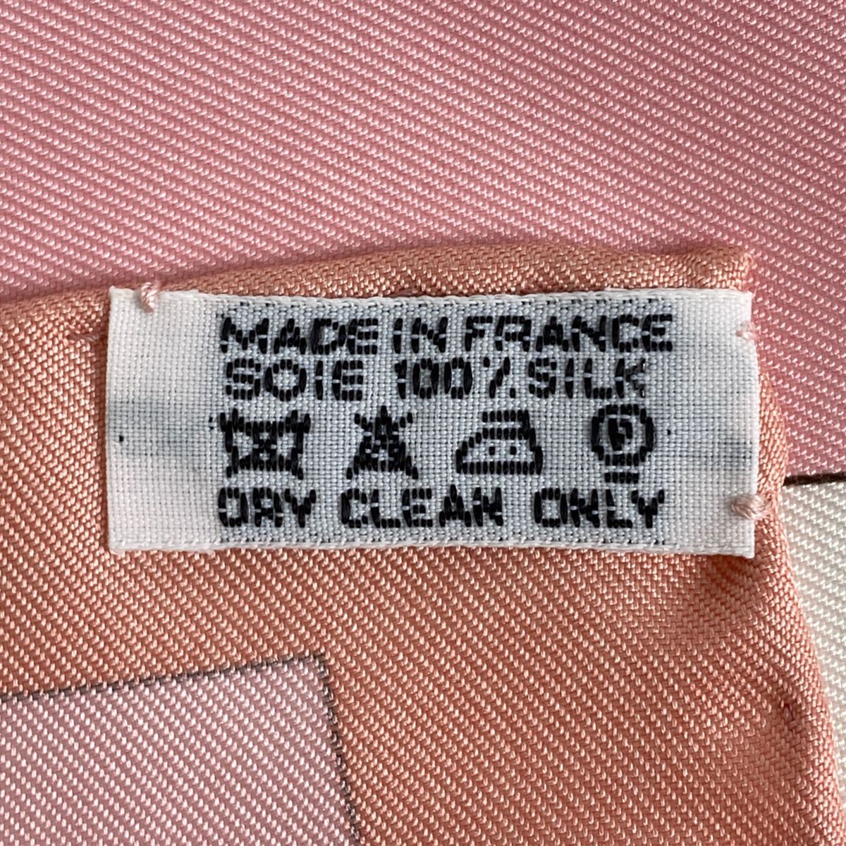 HERMES Pythagore シルクスカーフ HERMES Pythagore シルクスカーフ