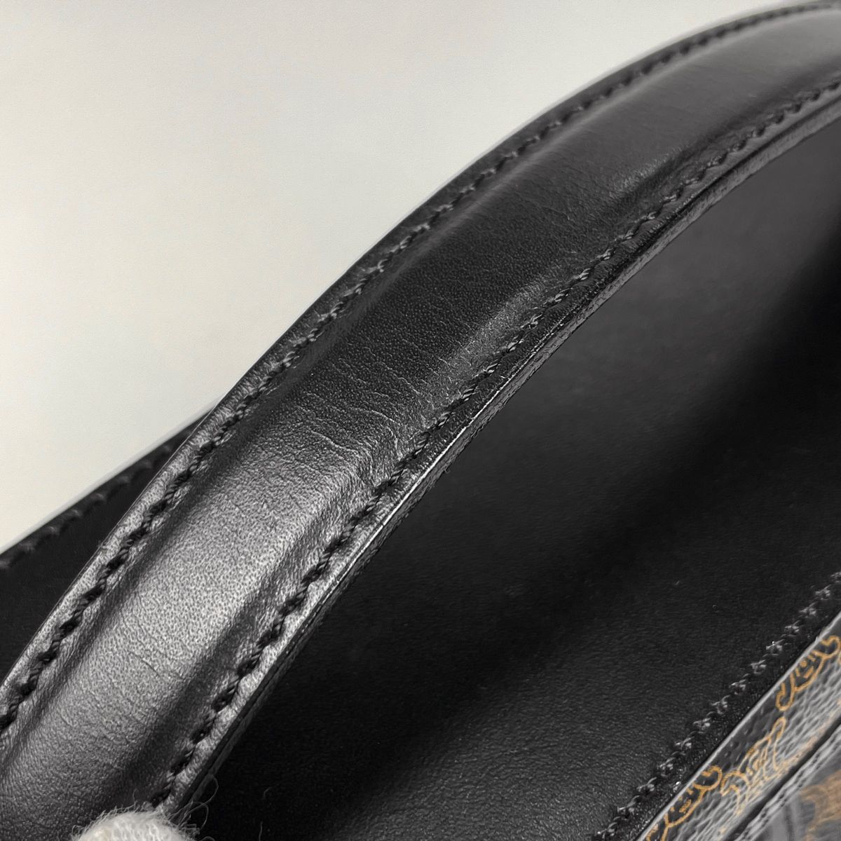 CELINE マカダム柄