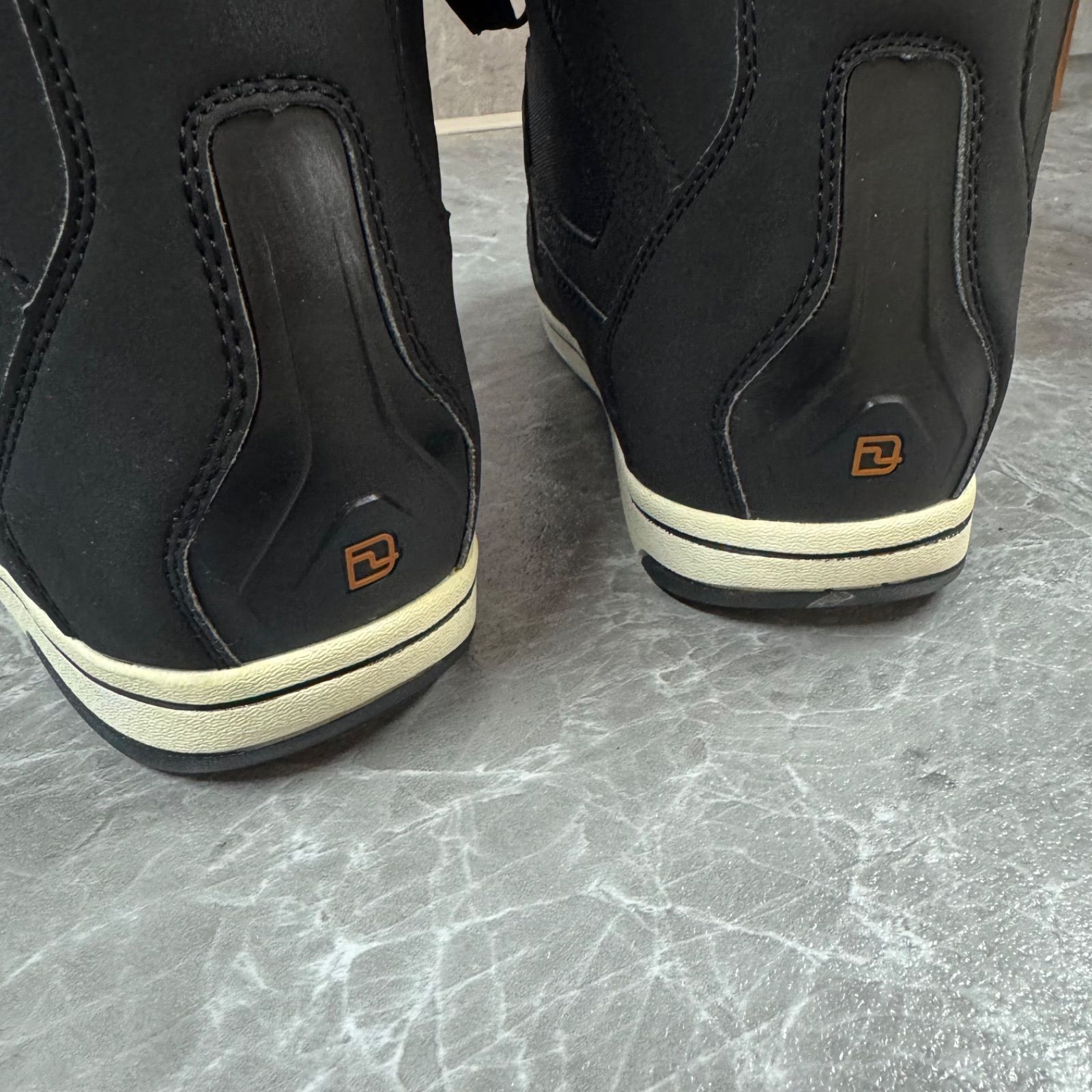 DEELUXE ID 6.1 24.5cm スノーボードブーツ レディース向け 注文