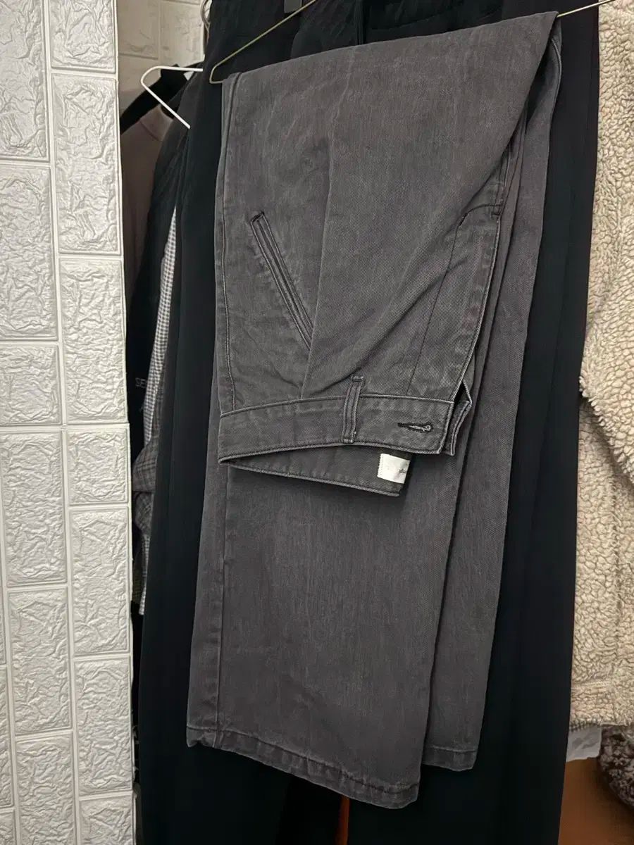 FABREGAT ピグ ダイング ワンタック コットン パンツ