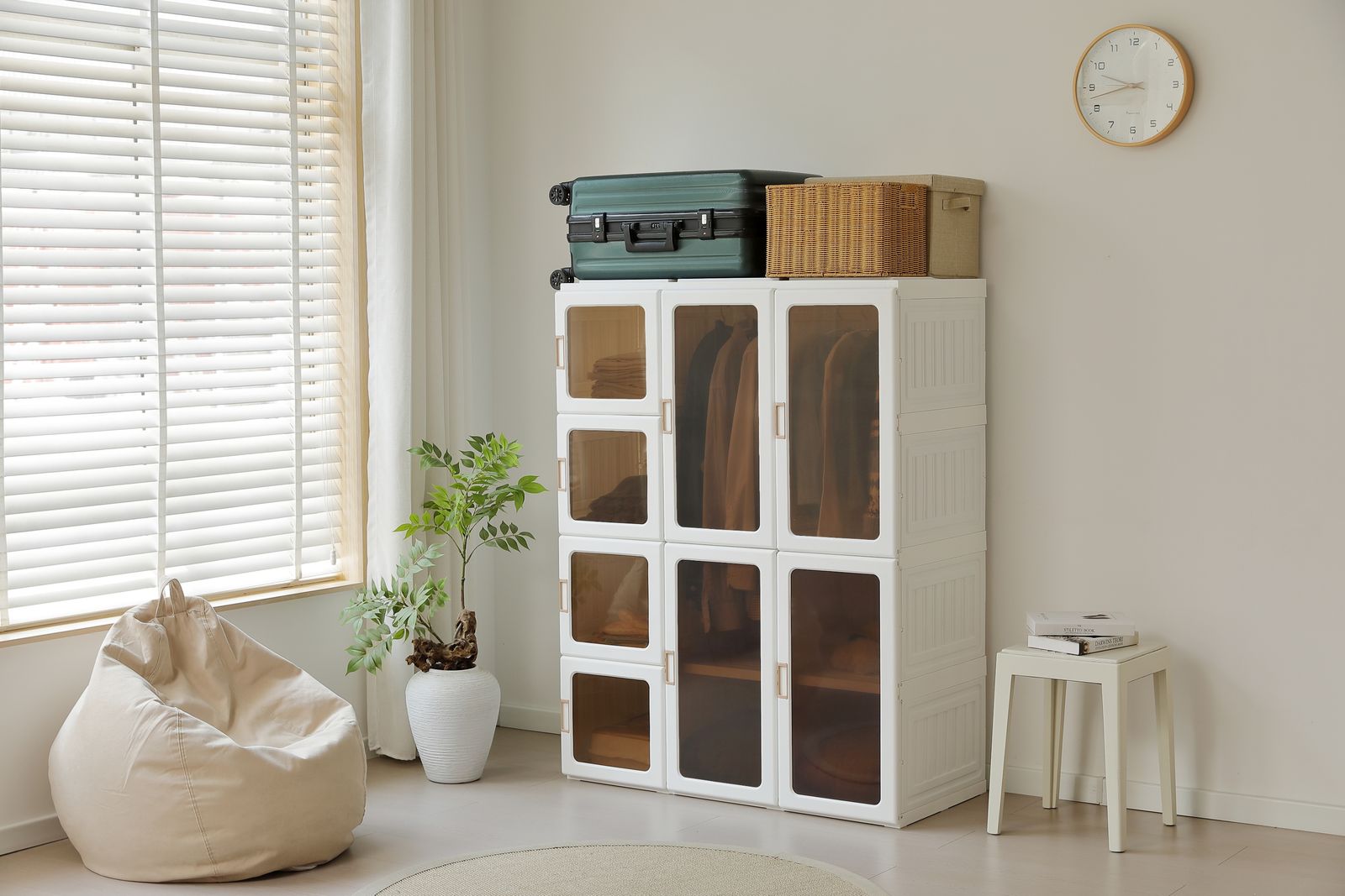 高さ136cm茶色透明扉