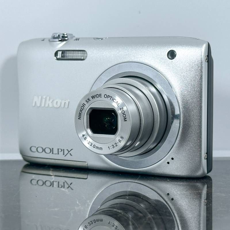 Nikon COOLPIX A100 シルバー 高画質 コンデジ スリム 軽量 デジタルカメラ