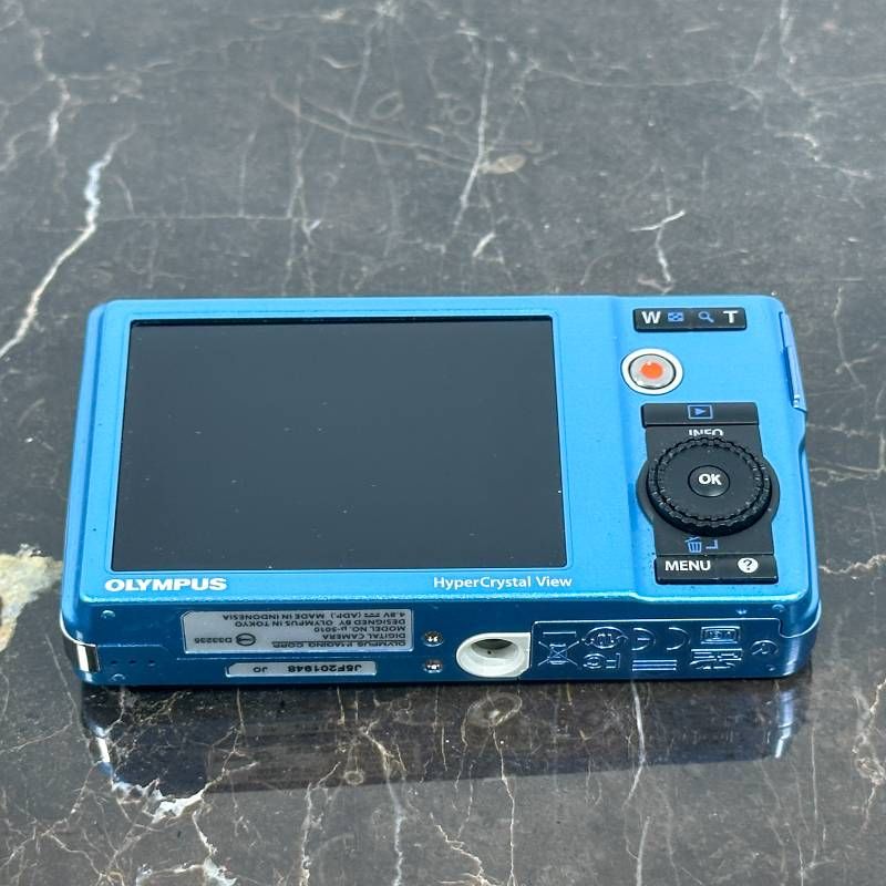 OLYMPUS μ-5010 ブルー 薄型コンデジ 1400万画素 光学5倍ズーム 手ブレ