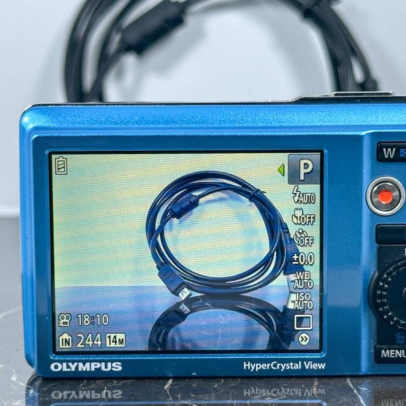 OLYMPUS μ-5010 ブルー 薄型コンデジ 1400万画素 光学5倍ズーム 手ブレ