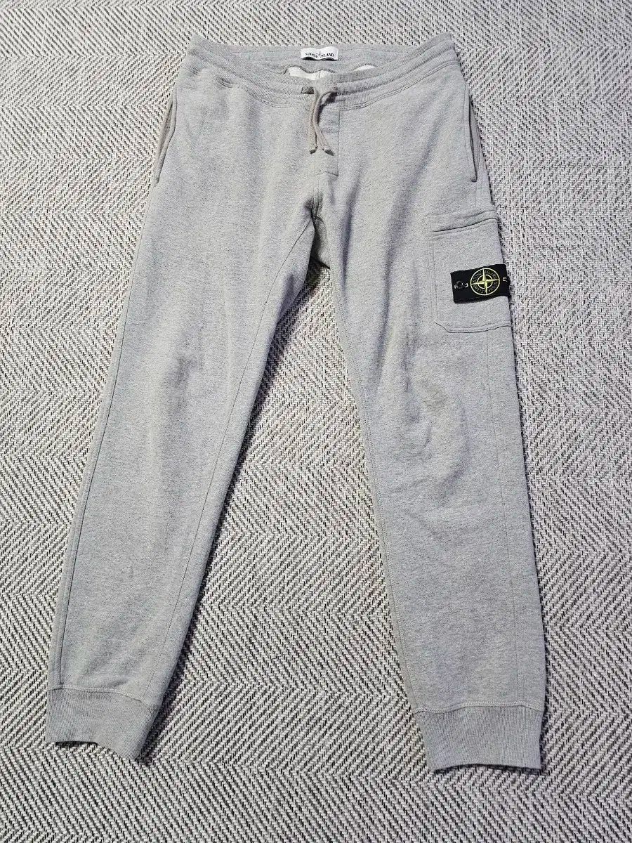 STONE ISLAND ストーンアイランド スウェット パンツ