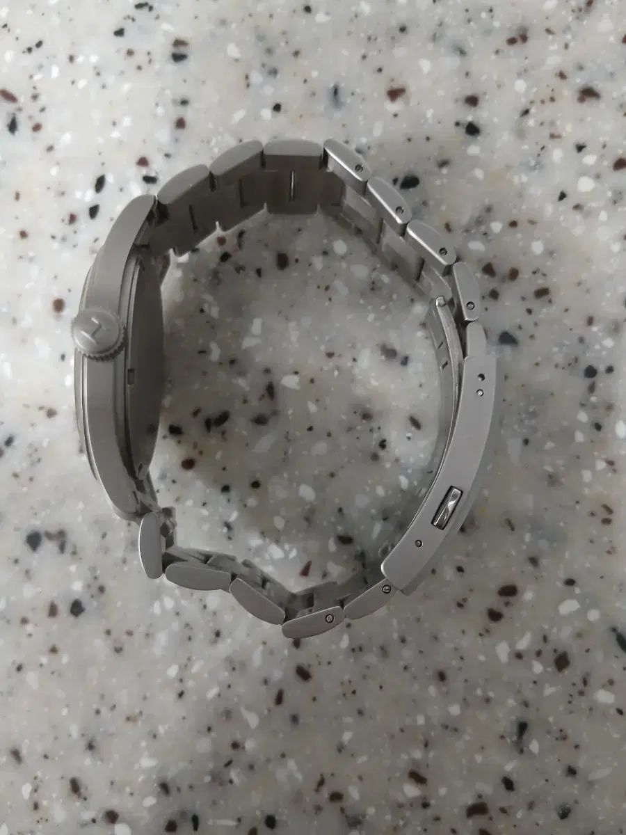 ハミルトン クオーツ カーキフィールド モデル