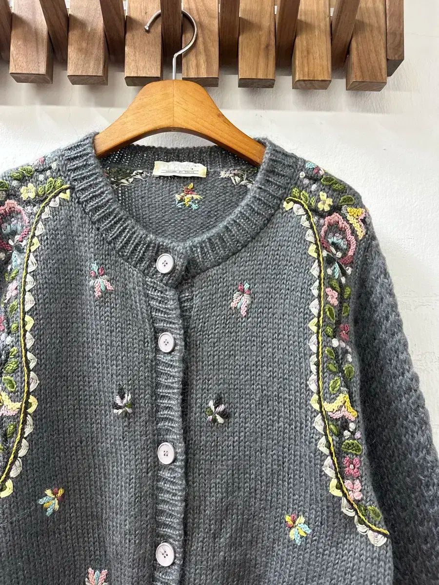 日本 ヴィンテージ ウール フラワー 刺繍 ディテール セーター ニット カーディガン