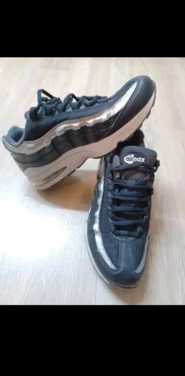 ブラック シルバー