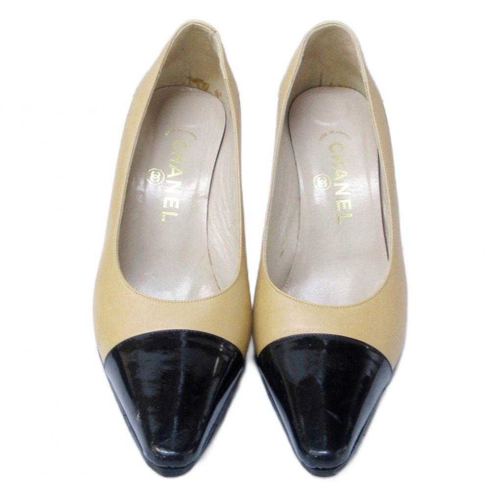 【シャネル】パンプス　ハイヒール ココマーク　バイカラー ベージュ　黒　37 CHANEL シャネル バイカラー パンプス ココマーク ヒール イタリア製