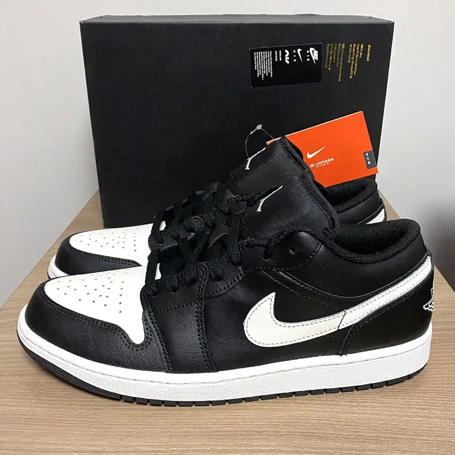 NIKE ナイキ エアジョーダン1 ロー ブラック 280mm 店舗