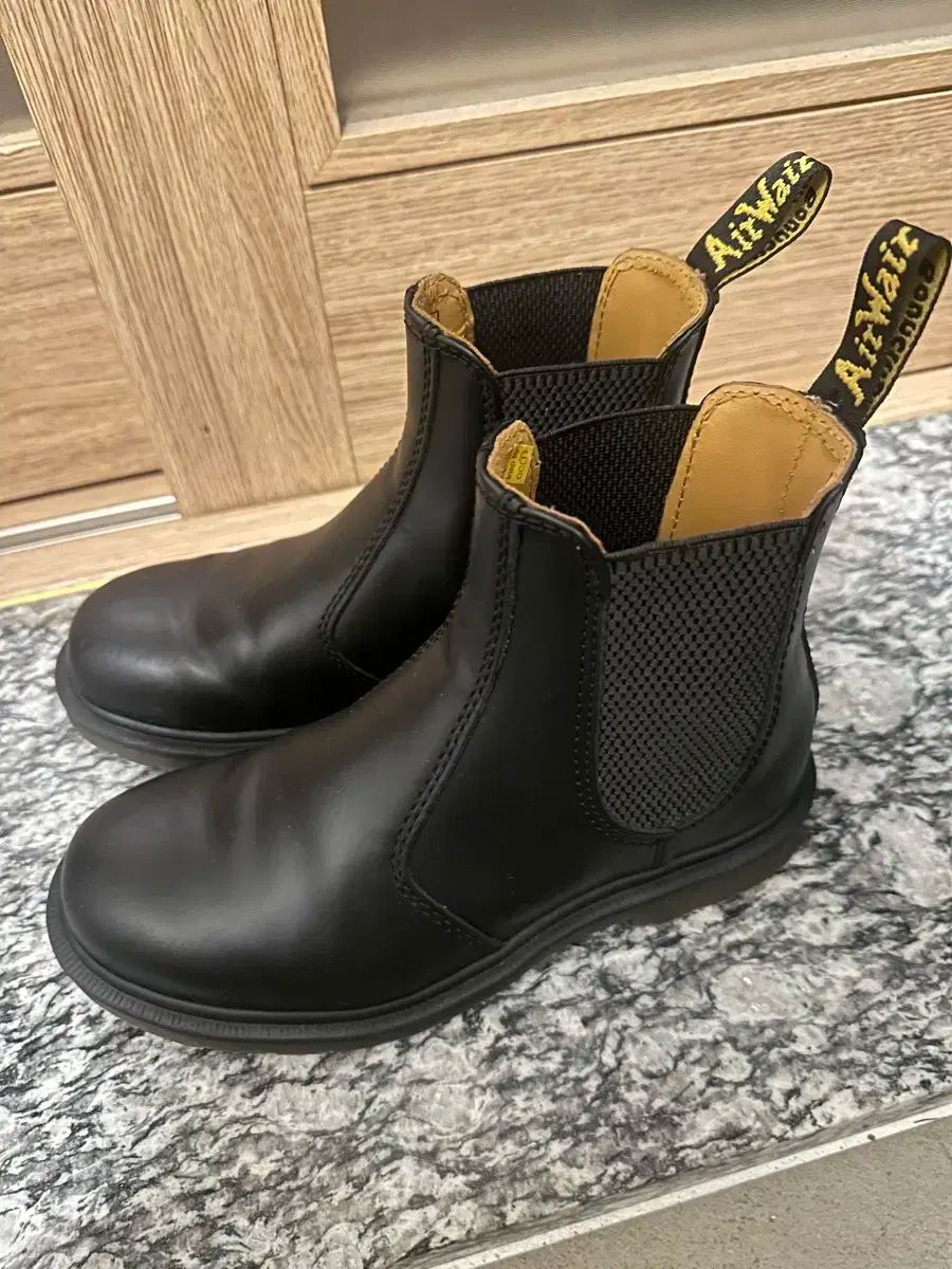 DR. MARTENS ドクターマーチン チェルシー