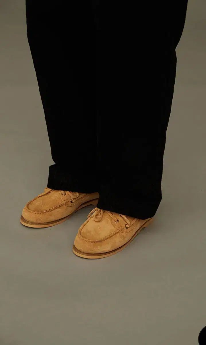 ホワス HOWUS オータム ローファー ベージュ