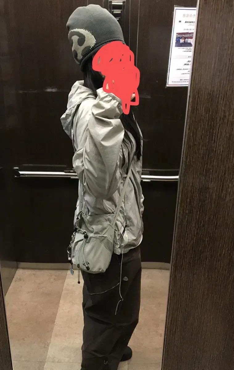 サンサンギアー バックパック ジャケット ライト グレー 2 ウィンドブレーカー