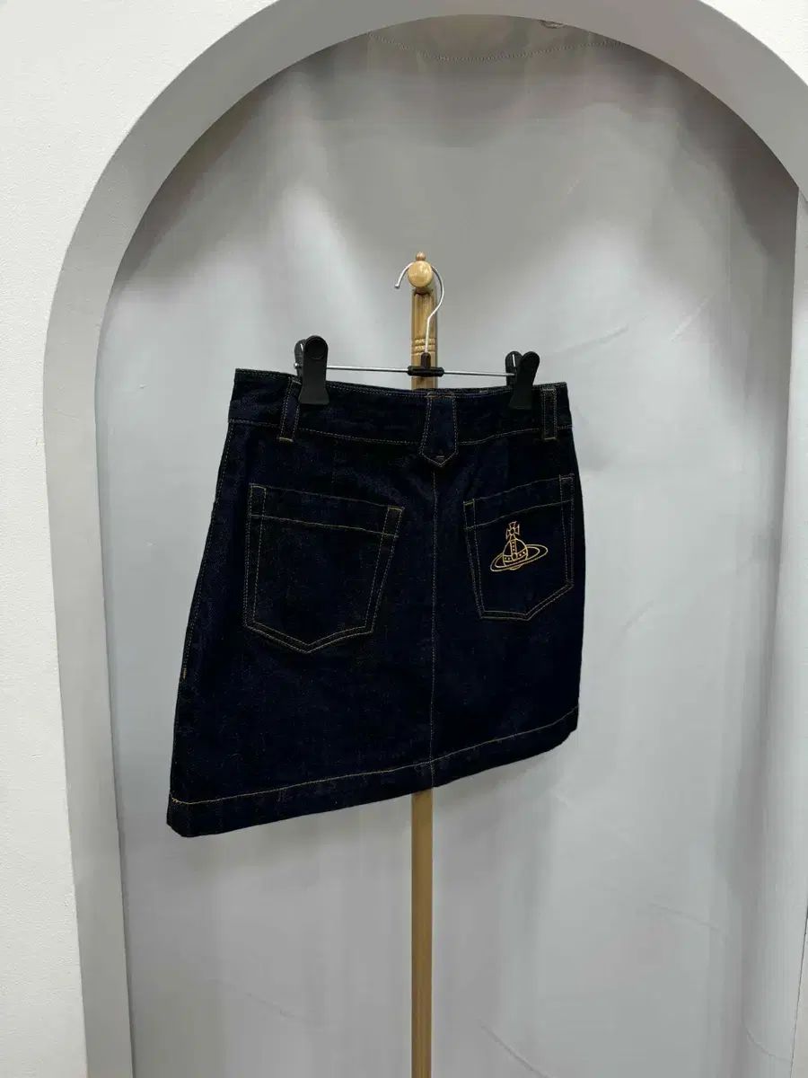 百貨店 ヴィヴィアン ウエストウッド デニム スカート 38サイズ