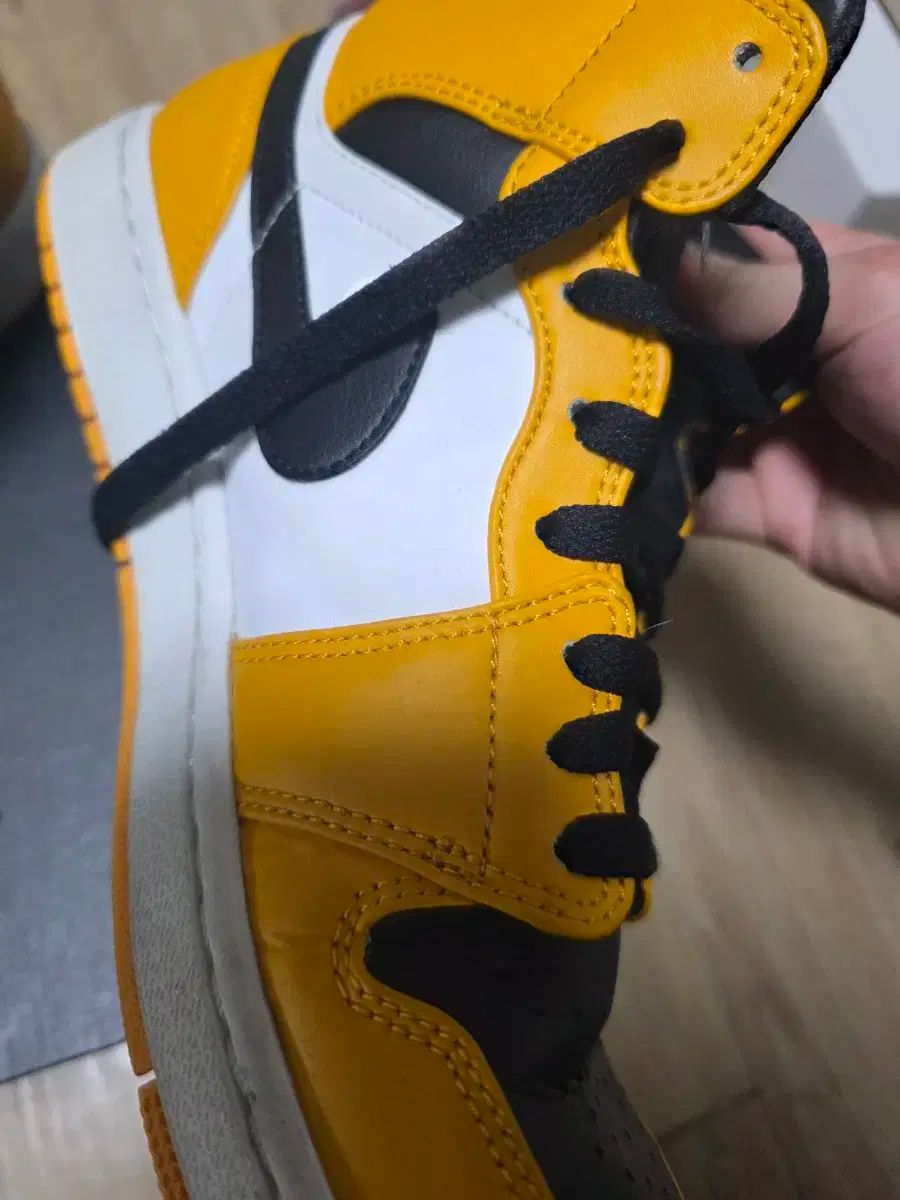  ナイキ ジョーダン1 ミッド タクシー 275 その他 ウェア