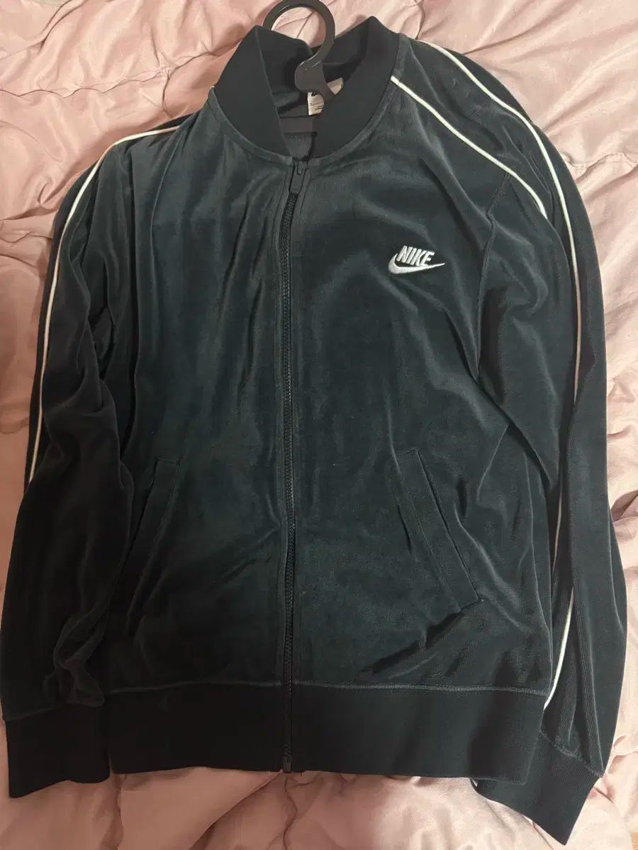 ナイキ ツアーベルベット ジャケット S