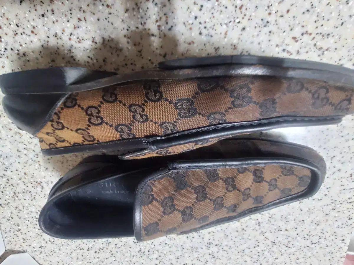 グッチ ローファー サイズ8 270-275