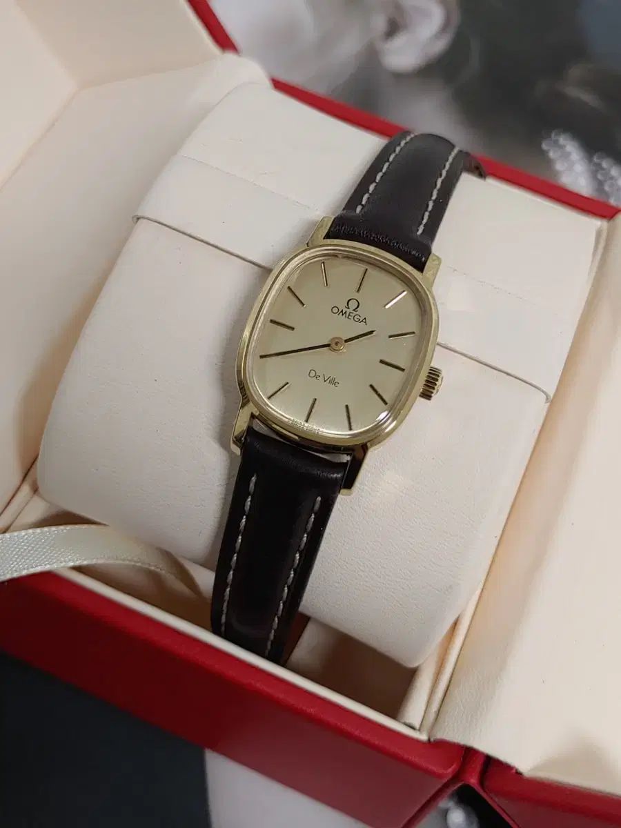 OMEGAデ ビル 手巻き レディース時計