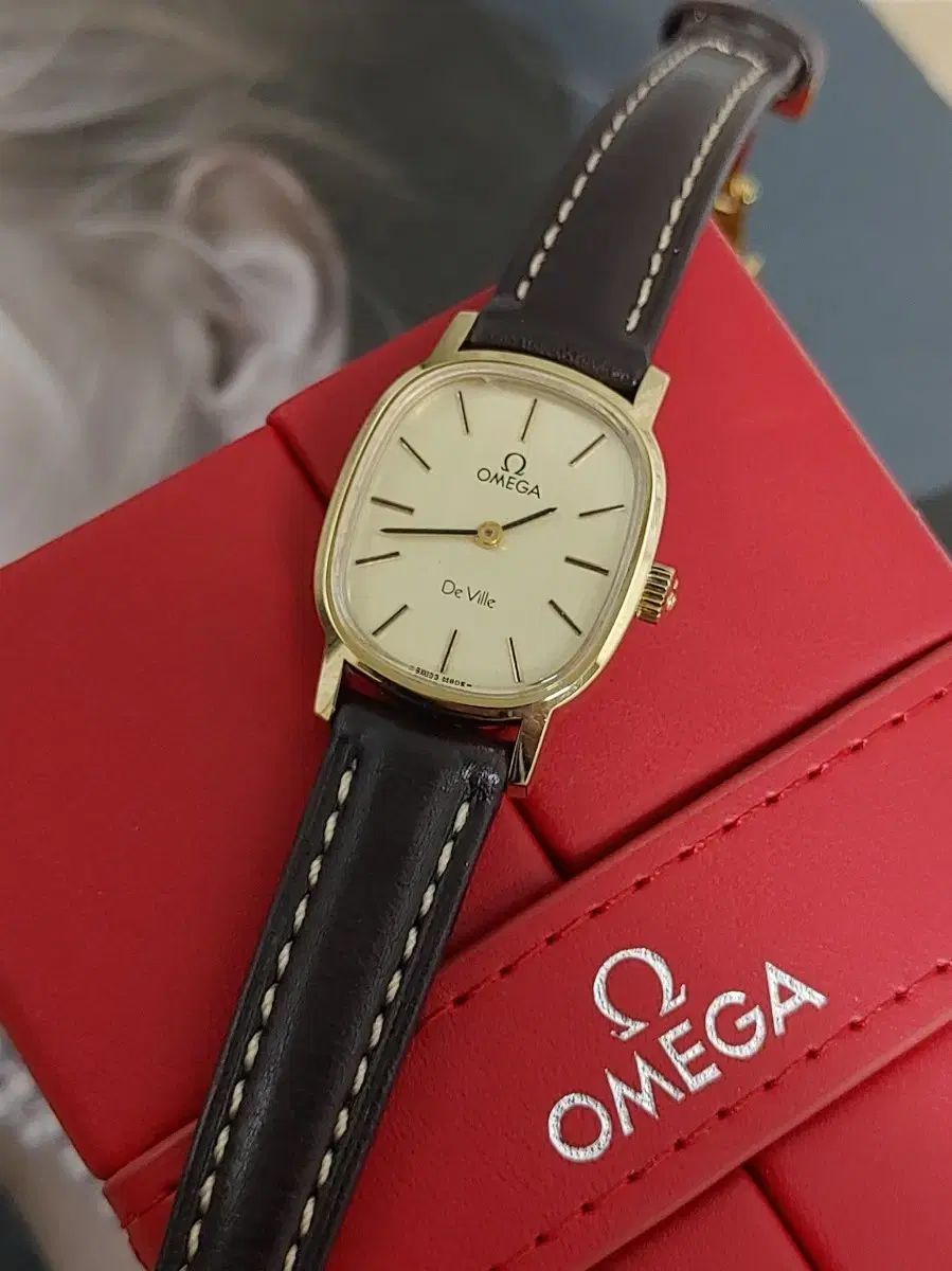 OMEGAデ ビル 手巻き レディース時計