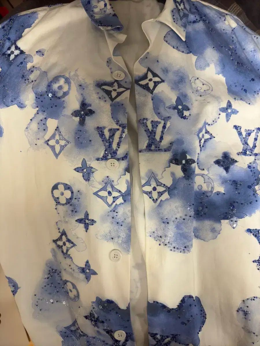 Louis Vuitton クラウド ビーズ シャツ