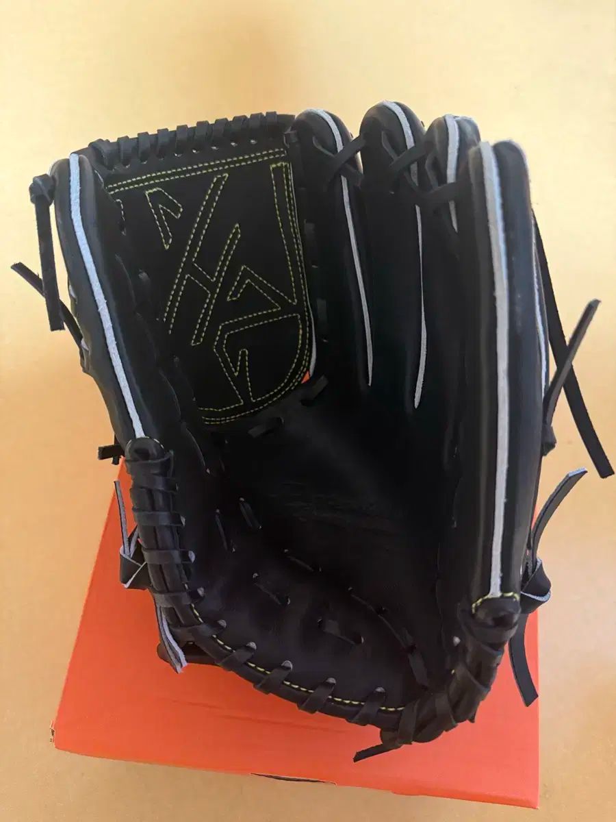 もりモーター 投手用グローブ