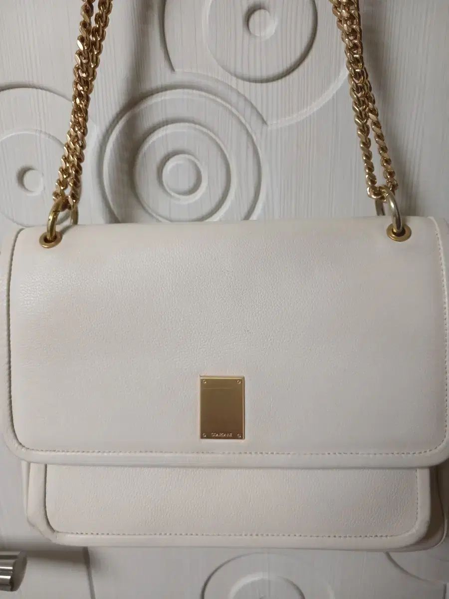 COURONNE クロンヌ チェーンバッグ