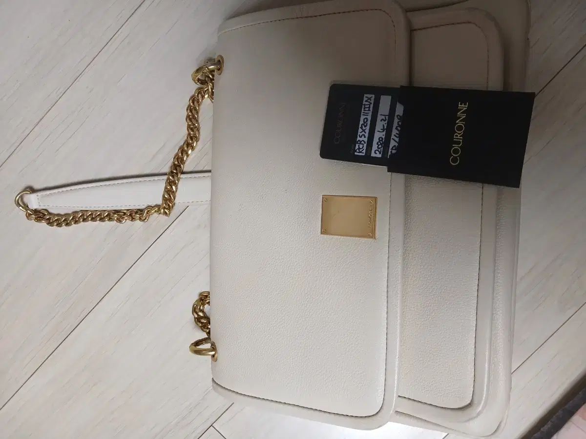  COURONNE クロンヌ チェーンバッグ メッセンジャーバッグ ショルダーバッグ