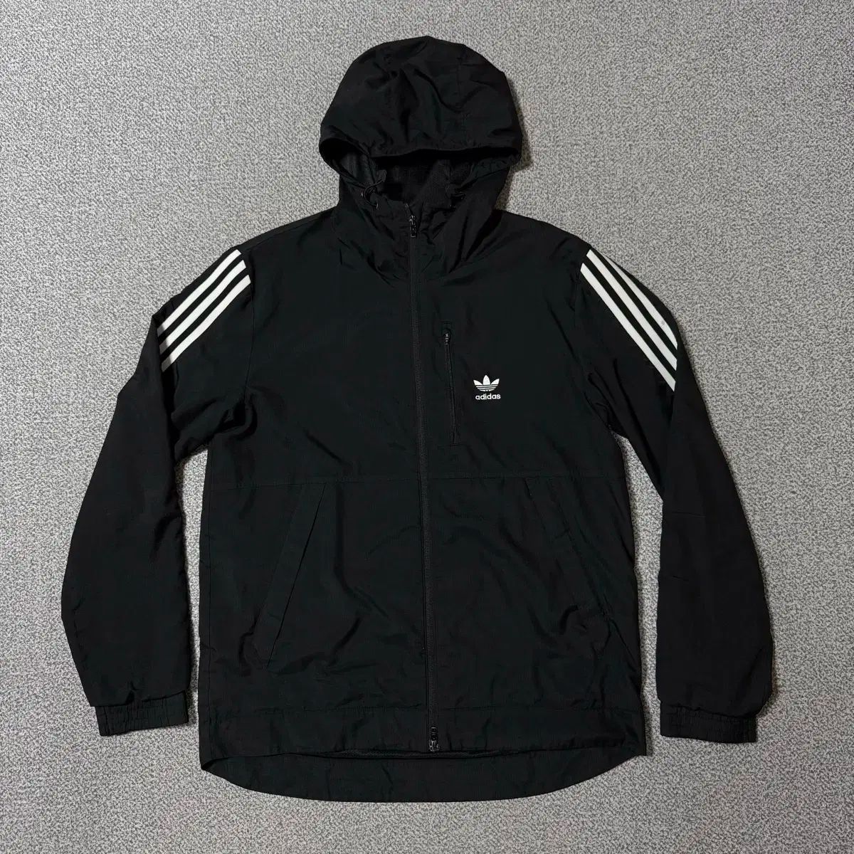 アディダス ウィンドブレーカー フード ジャケット L