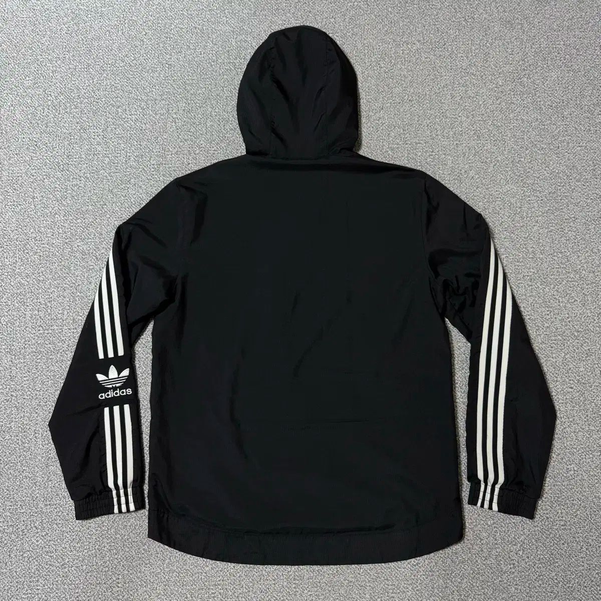 アディダス ウィンドブレーカー フード ジャケット L