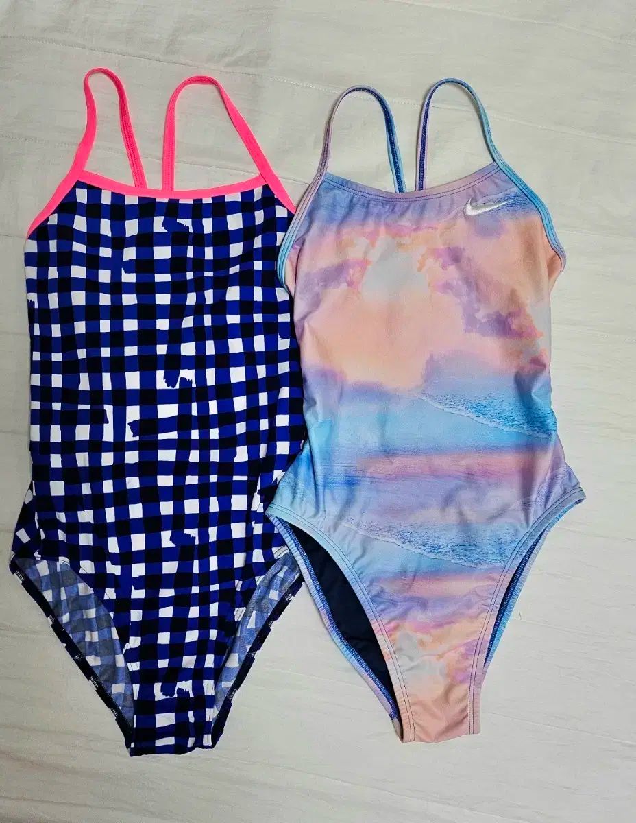 ナイキ ビフォー サンライズ カットアウト 28 ファンキタ チェックイン ウ8