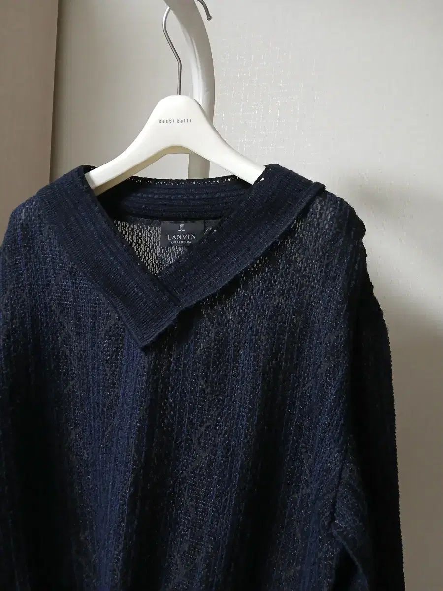 LANVIN Vネック ニット ネイビー