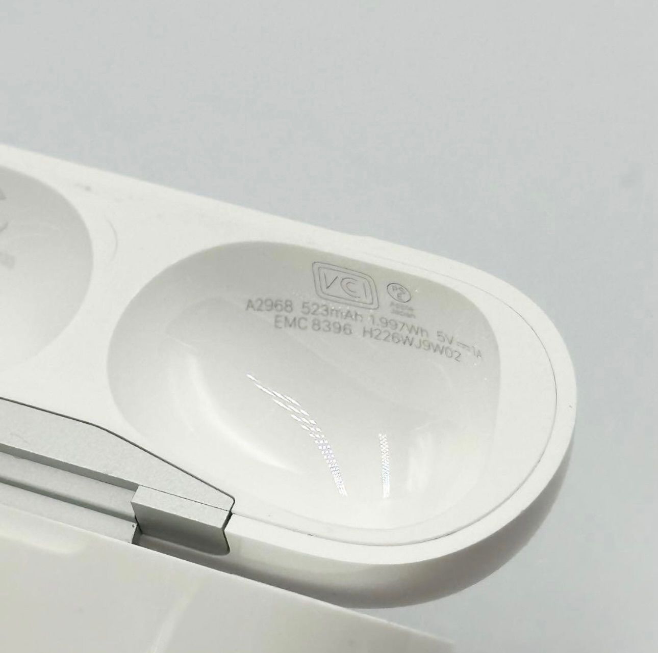 美品✨️】AirPods Pro 第2世代 ケースのみ A2968 Type-C 正規品