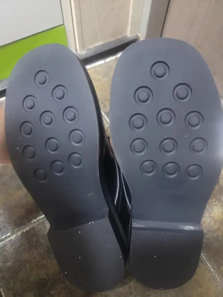 ダービーシューズ ブラック