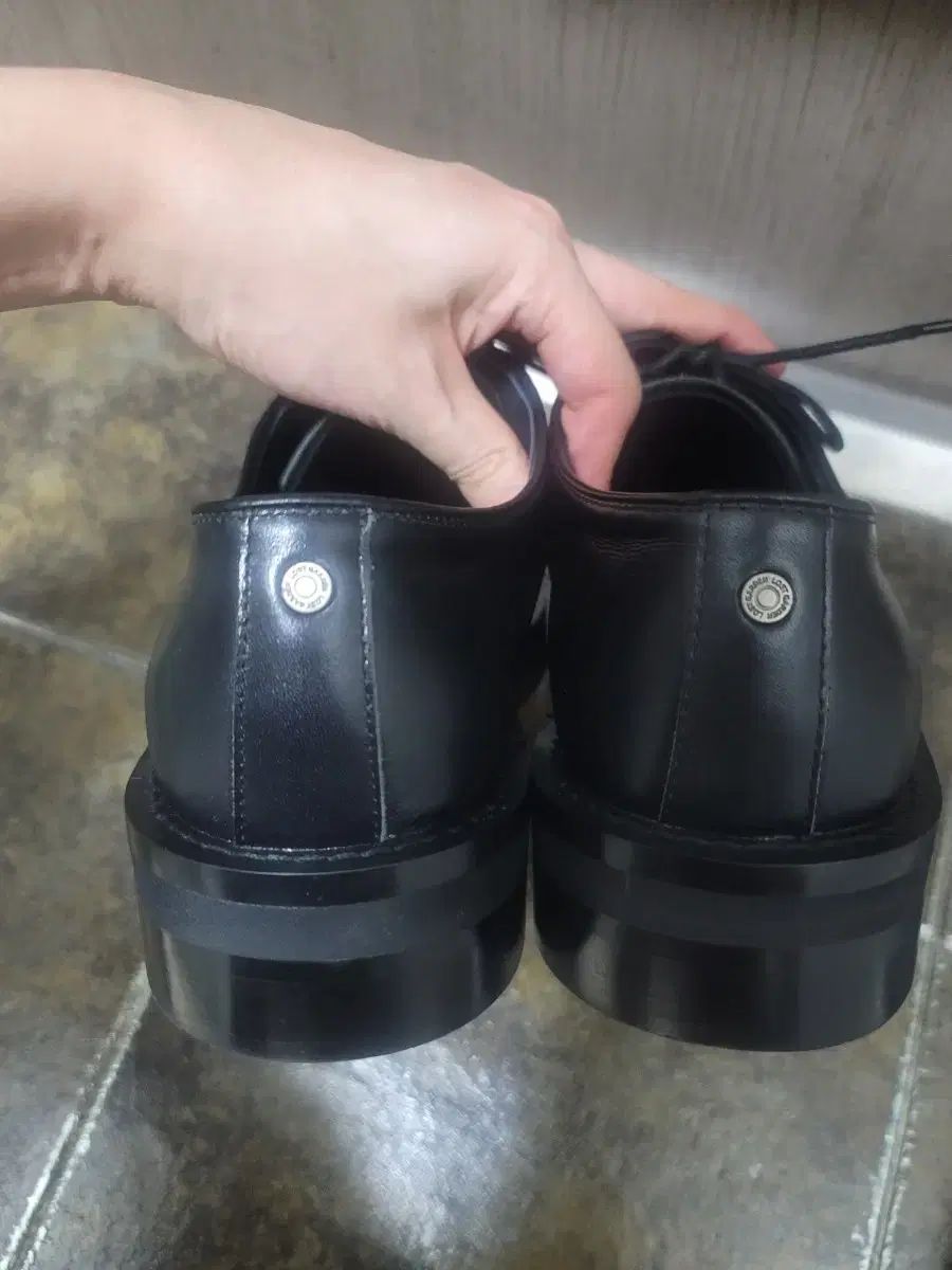 ダービーシューズ ブラック