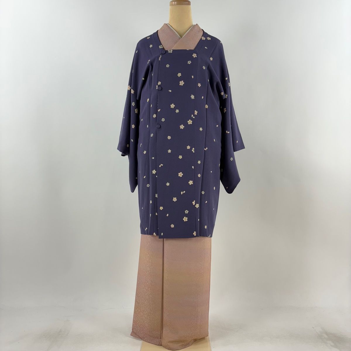 道行 身丈94 5 cm 裄丈65 M 和装コート 角衿 桜 花びら 紫 正絹 秀品