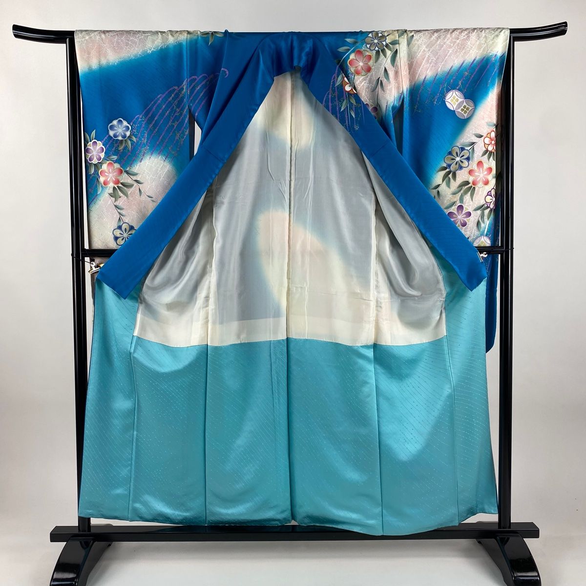 振袖 身丈158 cm 裄丈66 M 袷 枝花 七宝文 金銀彩 染め分け 水色 正絹 秀品 振袖 着物
