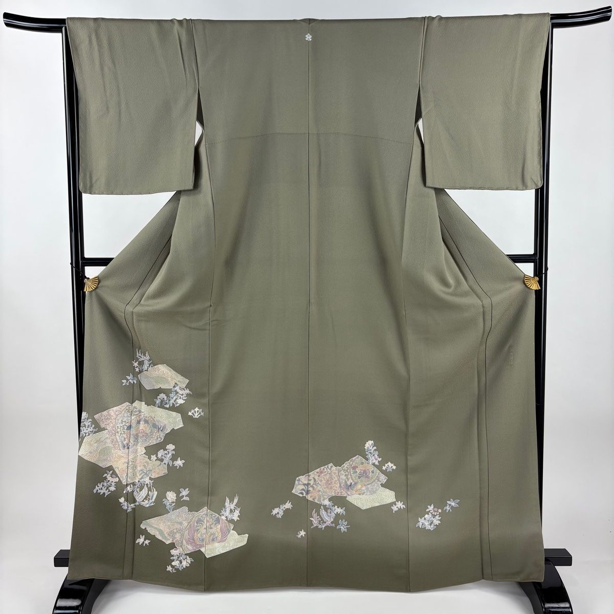 色留袖 身丈165 cm 裄丈66 5 M 袷 鏡裏文 花鳥 ラメ 蘇州刺繍 灰緑 正絹 秀品 一つ紋