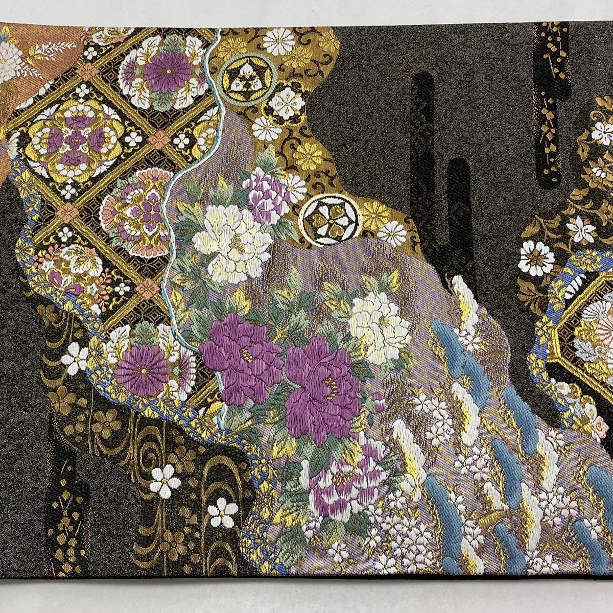 美品】 袋帯 逸品 じゅらく 落款 帝王紫 草花 華文 金糸 箔 黒灰