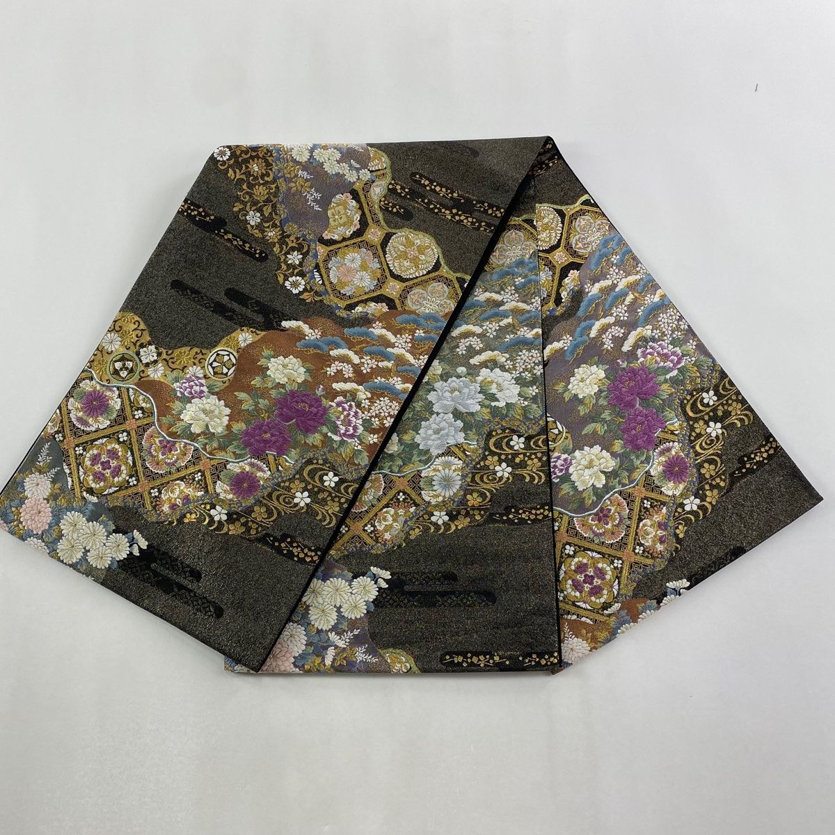 ZF-1141 袋帯 作家物 落款 刺繍 金箔 太鼓柄 正絹 逸品 作家もの 刺繍の袋帯 着物 ZF-1141 袋帯 作家物 落款 刺繍 金箔 太鼓柄