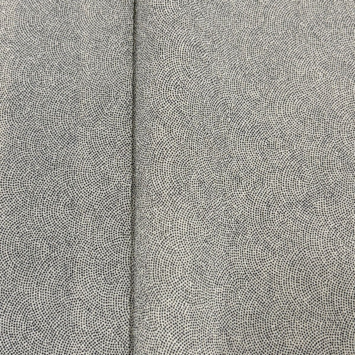 【伝統工芸士　砂川健一】正絹　江戸小紋　付け下げ　鮫柄　落款　袷 伝統工芸士 砂川健一】正絹 江戸小紋 付け下げ 鮫柄 落款 袷 新品 伝統